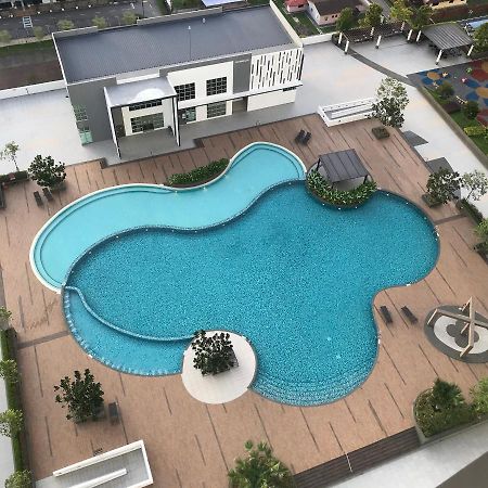Homestay Sks Apartment Larkin ג'והור בהרו מראה חיצוני תמונה