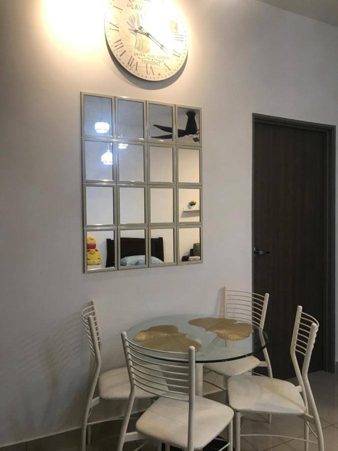 Homestay Sks Apartment Larkin ג'והור בהרו מראה חיצוני תמונה