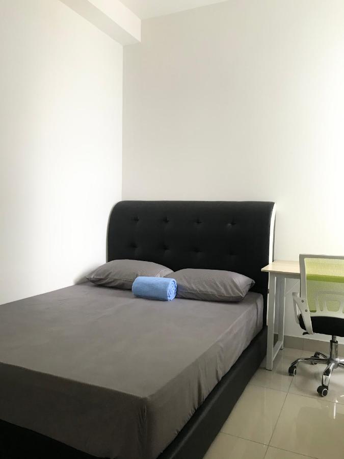 Homestay Sks Apartment Larkin ג'והור בהרו מראה חיצוני תמונה