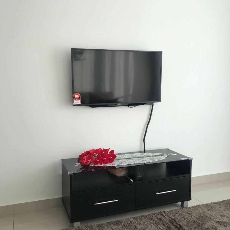 Homestay Sks Apartment Larkin ג'והור בהרו מראה חיצוני תמונה